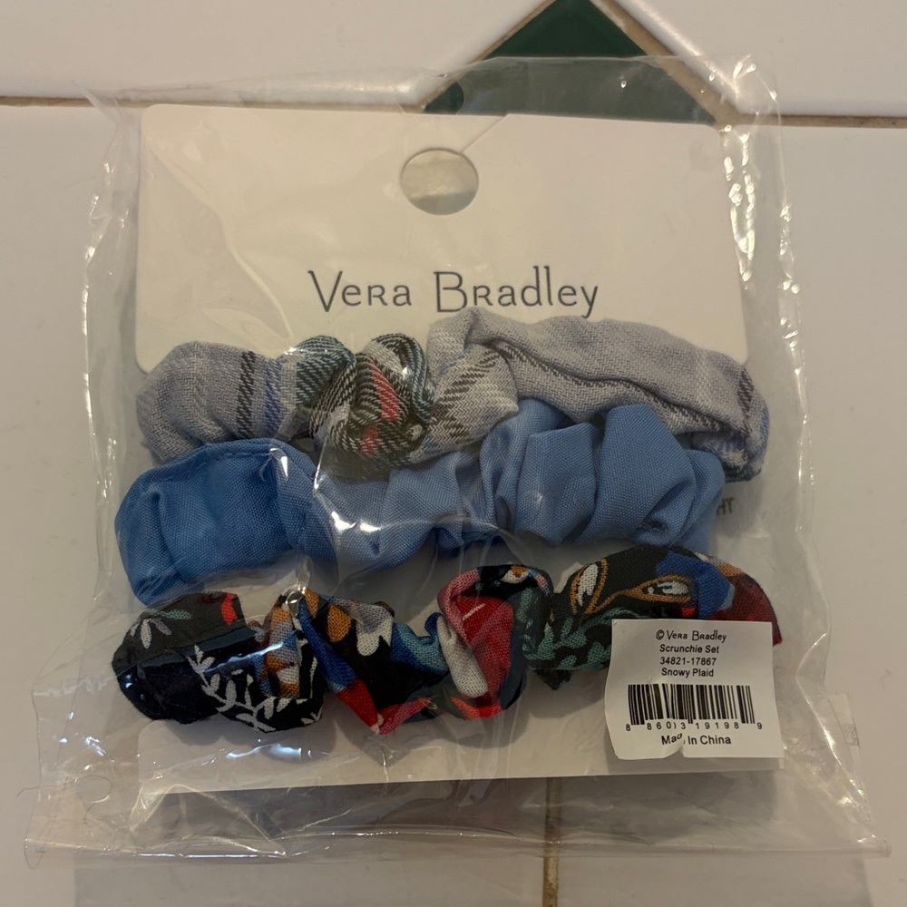 Vera Bradley Snowy Plaid Blue and Multicolor Scrunchie Set New